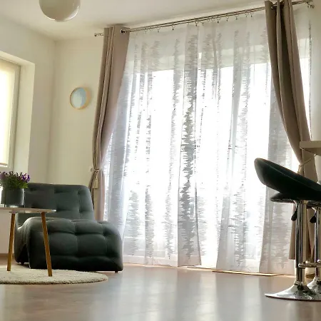 Modern Rent Apartament * Брашов